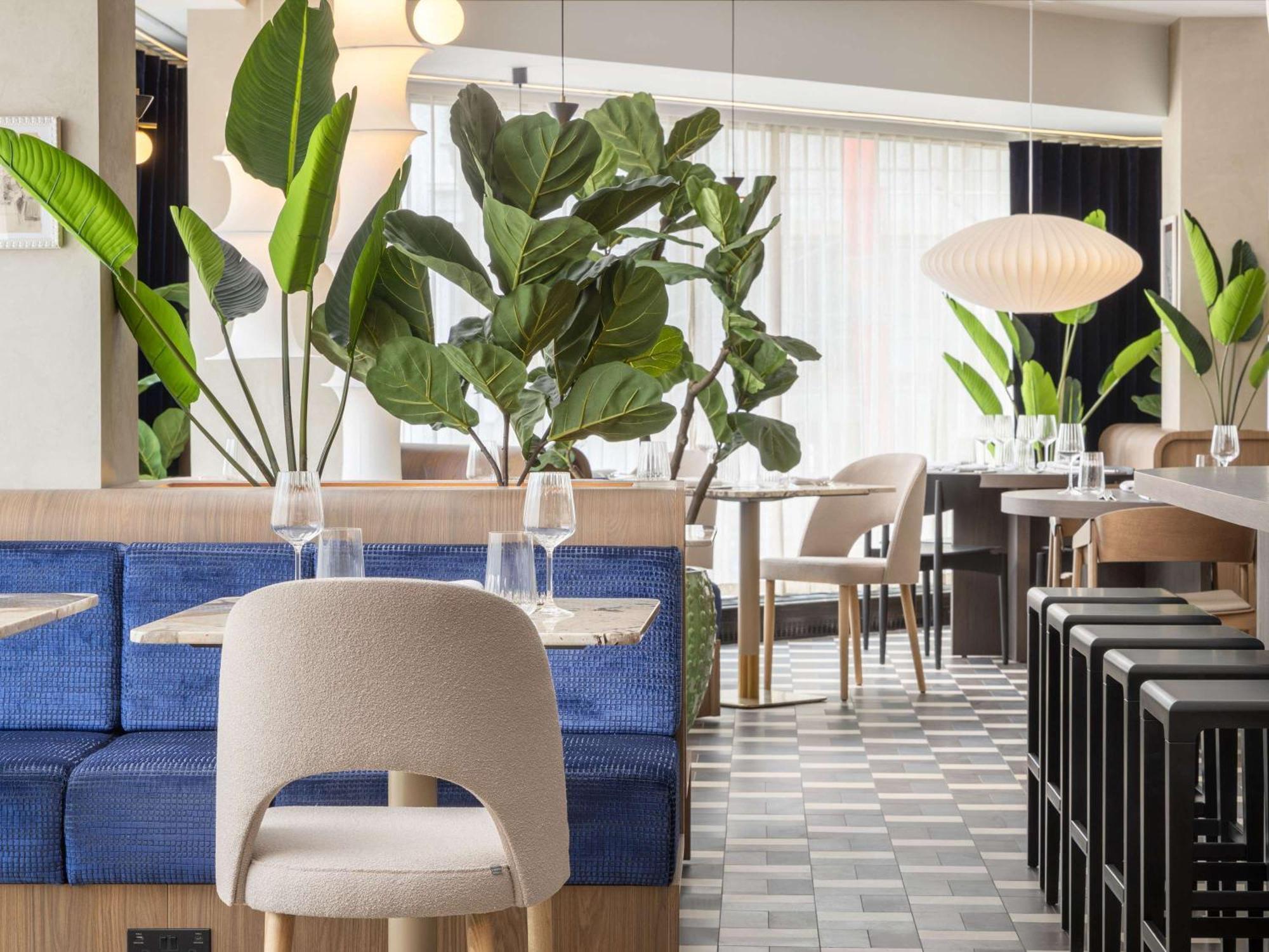 Mercure London Earls Court Екстер'єр фото