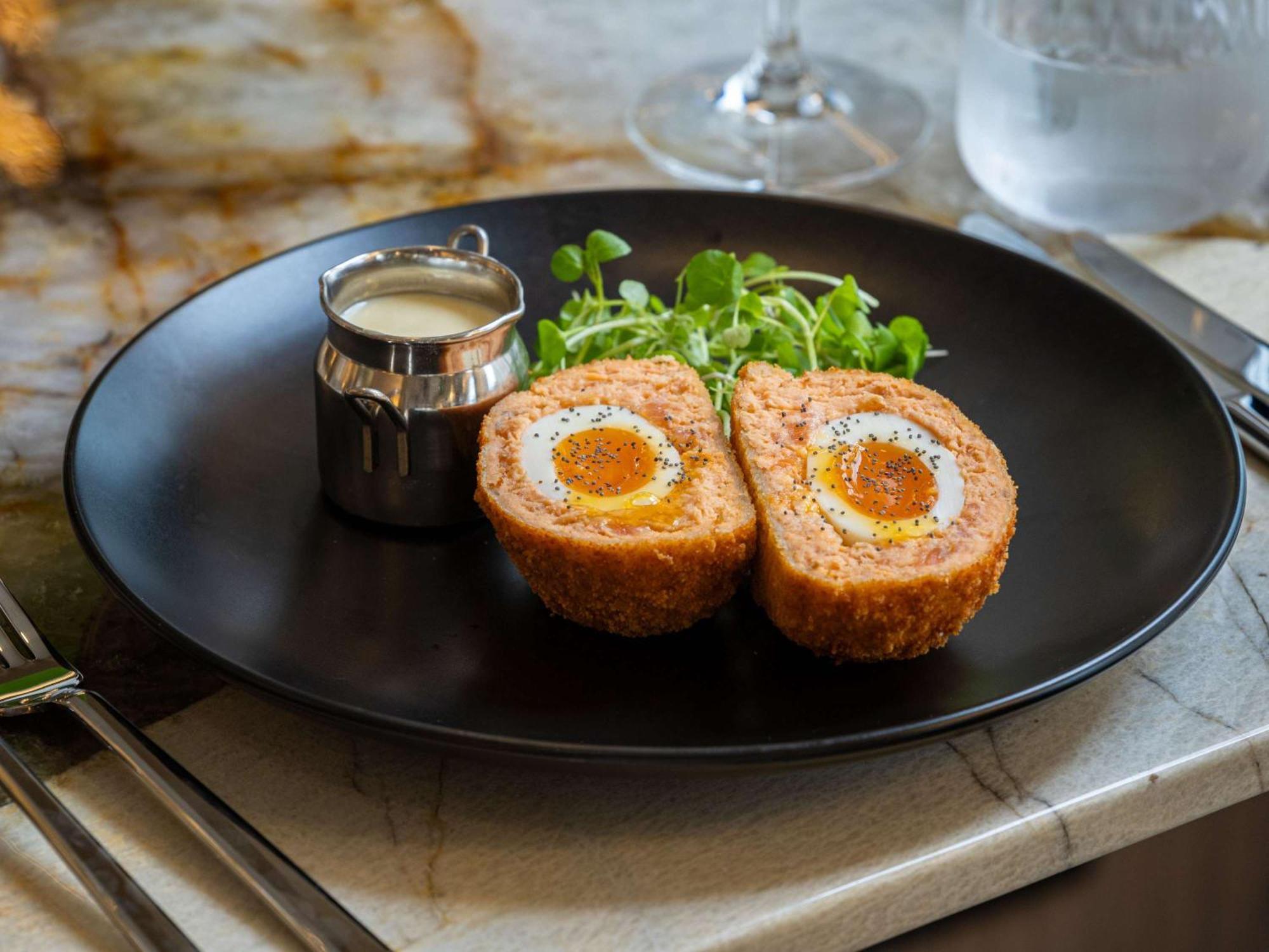 Mercure London Earls Court Екстер'єр фото