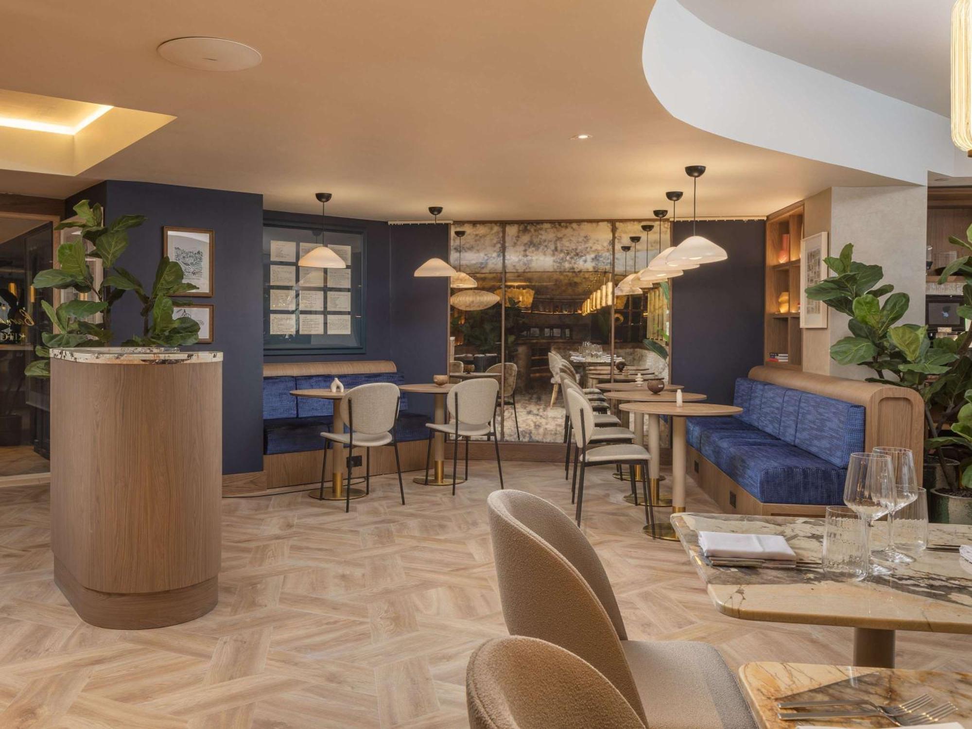 Mercure London Earls Court Екстер'єр фото